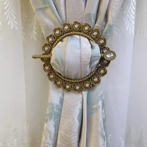 Curtain-Holder-Set-2-Pairs-Gold-500x500.webp