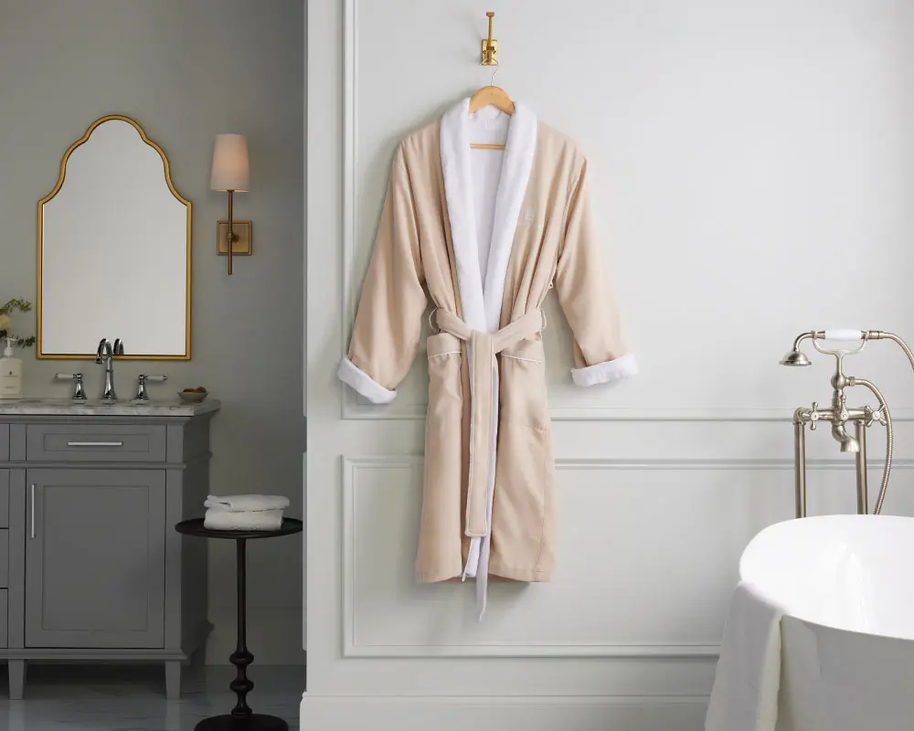 the-ritz-carlton-frette-microfiber-robe-RTZ-400-01-WL_lrg.webp